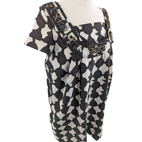 Karta Women White Square Neck Pleated Mini Dress Size Small - Picture 4 of 16